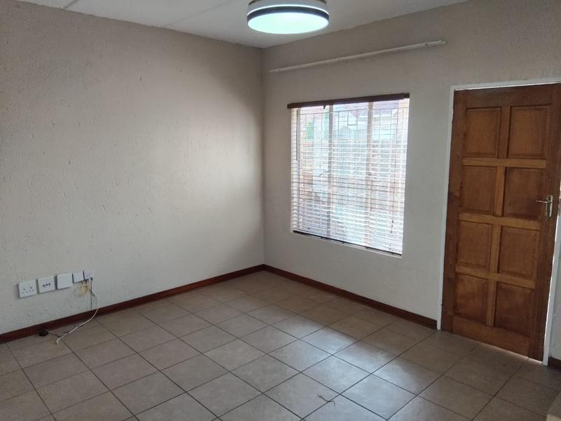 To Let 3 Bedroom Property for Rent in Baillie Park North West